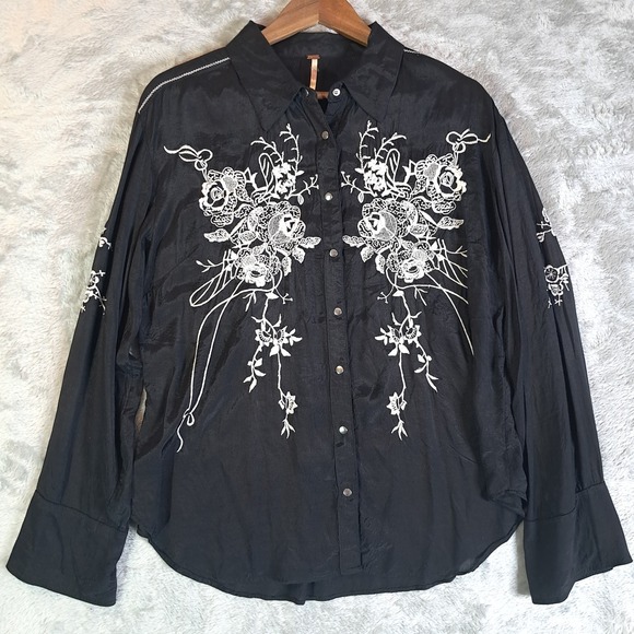 Free People Tops - Free People Ariel Embroidered Top Black Western Floral Snap Front Shirt Small